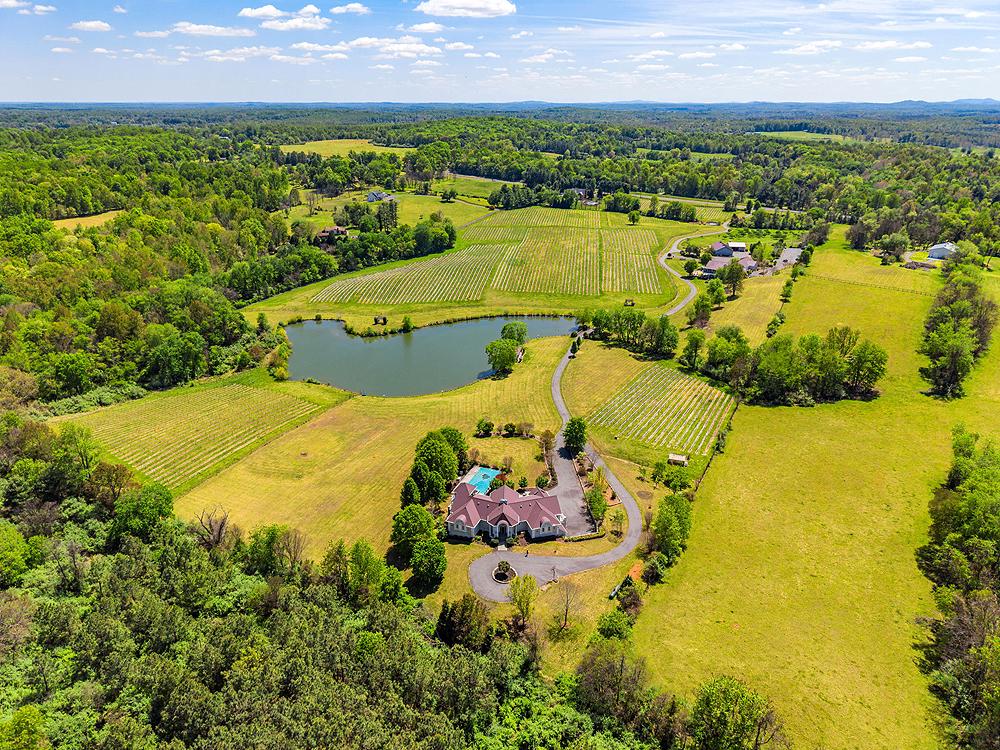 80 NARMADA LN, AMISSVILLE, Virginia 20106, 4 Bedrooms Bedrooms, ,4 BathroomsBathrooms,Residential,14,80 NARMADA LN,VARP2002640 MLS # VARP2002640