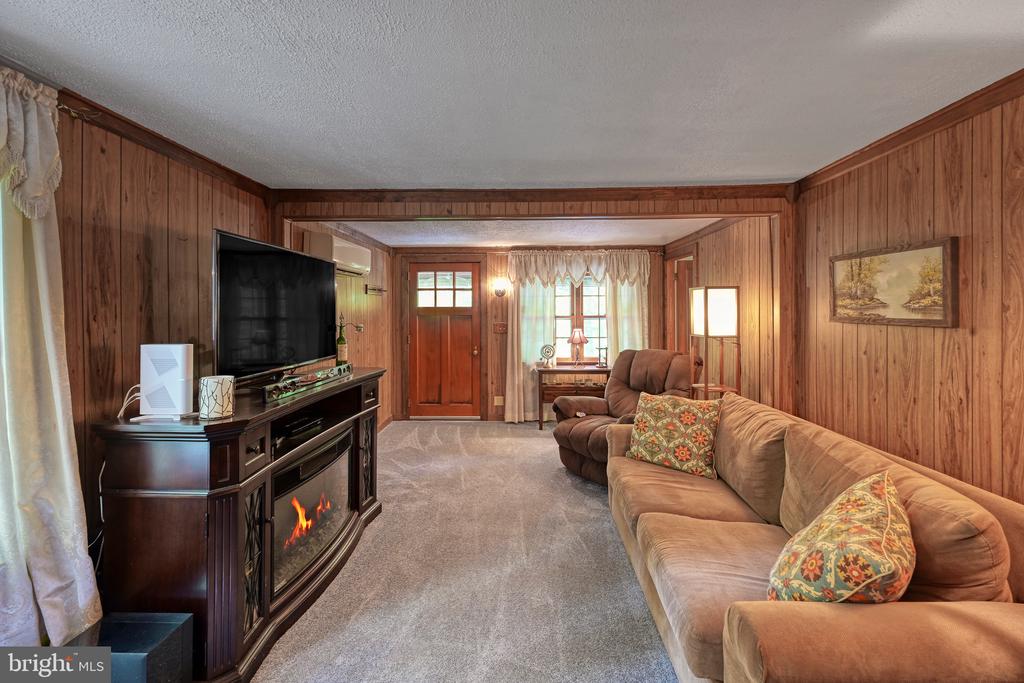 14584 CROSS COUNTY RD, MINERAL, Virginia 23117, 2 Bedrooms Bedrooms, ,1 BathroomBathrooms,Residential,14,14584 CROSS COUNTY RD,VALA2009826 MLS # VALA2009826 14584 CROSS COUNTY RD, MINERAL, Virginia 23117, 2 Bedrooms Bedrooms, ,1 BathroomBathrooms,Residential,14,14584 CROSS COUNTY RD,VALA2009826 MLS # VALA2009826