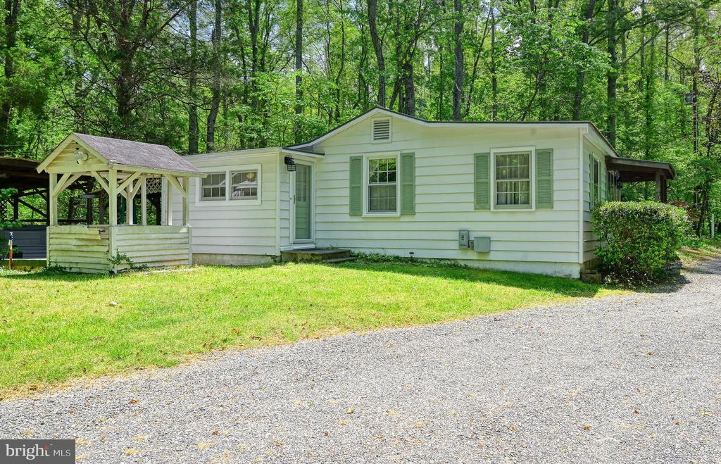 14584 CROSS COUNTY RD, MINERAL, Virginia 23117, 2 Bedrooms Bedrooms, ,1 BathroomBathrooms,Residential,14,14584 CROSS COUNTY RD,VALA2009826 MLS # VALA2009826 14584 CROSS COUNTY RD, MINERAL, Virginia 23117, 2 Bedrooms Bedrooms, ,1 BathroomBathrooms,Residential,14,14584 CROSS COUNTY RD,VALA2009826 MLS # VALA2009826