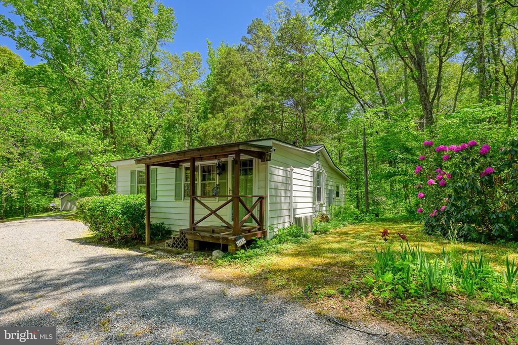 14584 CROSS COUNTY RD, MINERAL, Virginia 23117, 2 Bedrooms Bedrooms, ,1 BathroomBathrooms,Residential,14,14584 CROSS COUNTY RD,VALA2009826 MLS # VALA2009826 14584 CROSS COUNTY RD, MINERAL, Virginia 23117, 2 Bedrooms Bedrooms, ,1 BathroomBathrooms,Residential,14,14584 CROSS COUNTY RD,VALA2009826 MLS # VALA2009826