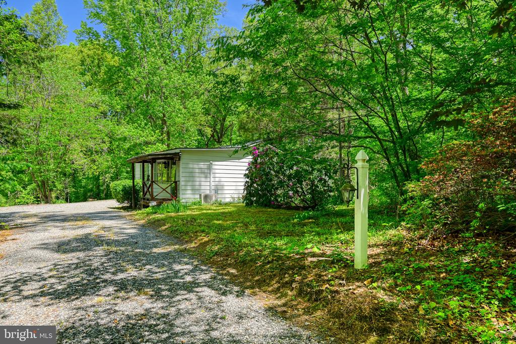 14584 CROSS COUNTY RD, MINERAL, Virginia 23117, 2 Bedrooms Bedrooms, ,1 BathroomBathrooms,Residential,14,14584 CROSS COUNTY RD,VALA2009826 MLS # VALA2009826 14584 CROSS COUNTY RD, MINERAL, Virginia 23117, 2 Bedrooms Bedrooms, ,1 BathroomBathrooms,Residential,14,14584 CROSS COUNTY RD,VALA2009826 MLS # VALA2009826