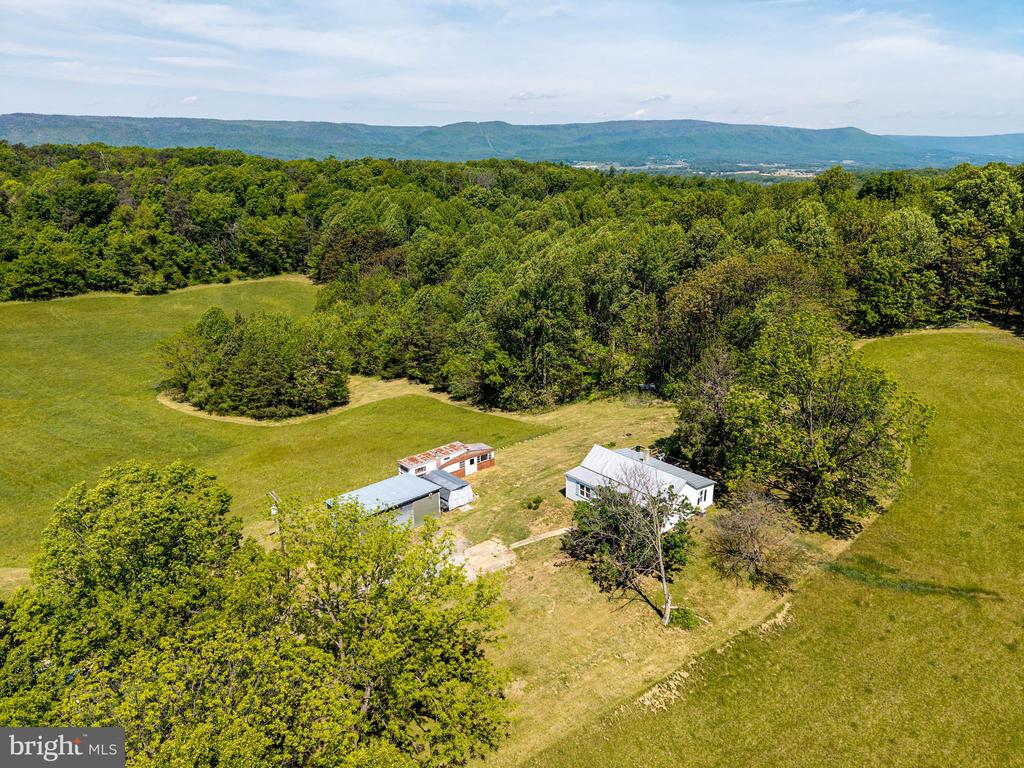269 COMER AVE, SHENANDOAH, Virginia 22849, 2 Bedrooms Bedrooms, ,1 BathroomBathrooms,Residential,14,269 COMER AVE,VAPA2006404 MLS # VAPA2006404