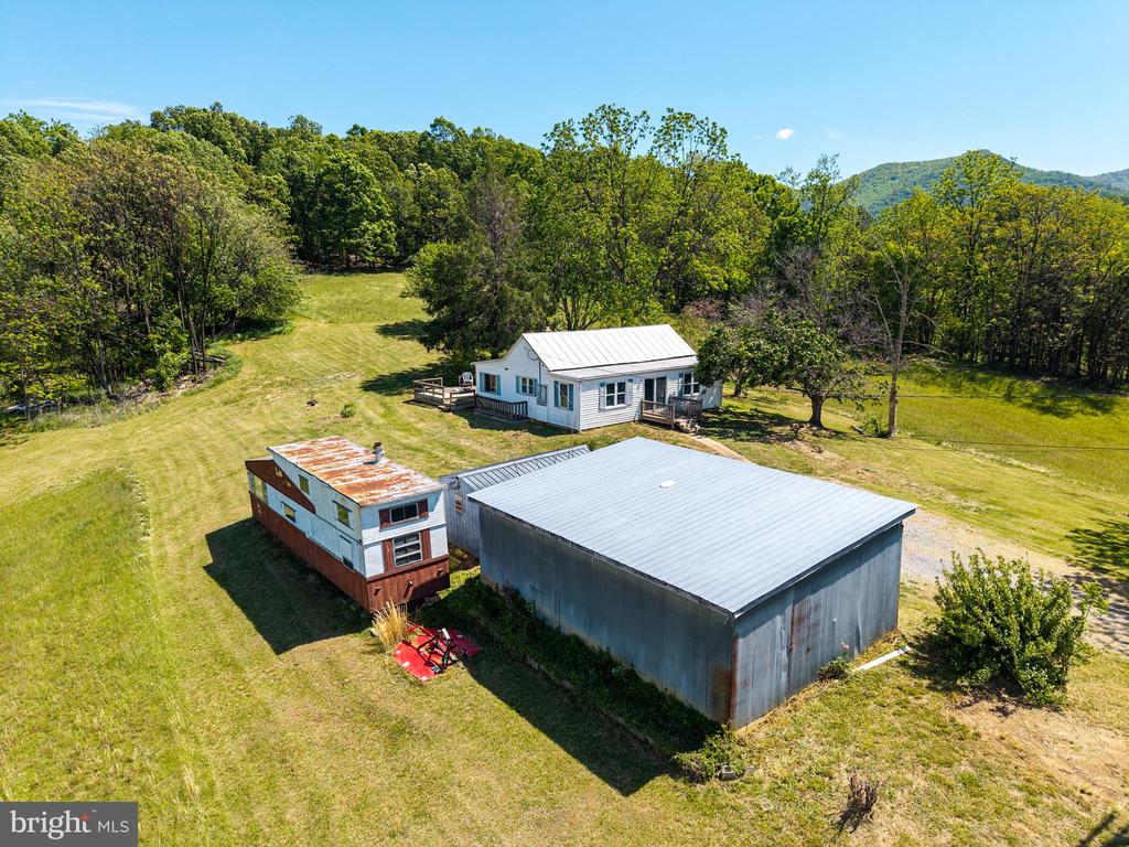 269 COMER AVE, SHENANDOAH, Virginia 22849, 2 Bedrooms Bedrooms, ,1 BathroomBathrooms,Residential,14,269 COMER AVE,VAPA2006404 MLS # VAPA2006404