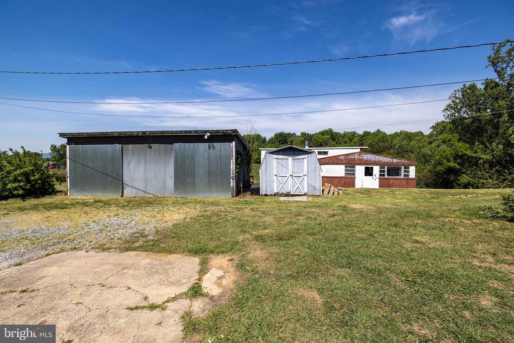 269 COMER AVE, SHENANDOAH, Virginia 22849, 2 Bedrooms Bedrooms, ,1 BathroomBathrooms,Residential,14,269 COMER AVE,VAPA2006404 MLS # VAPA2006404