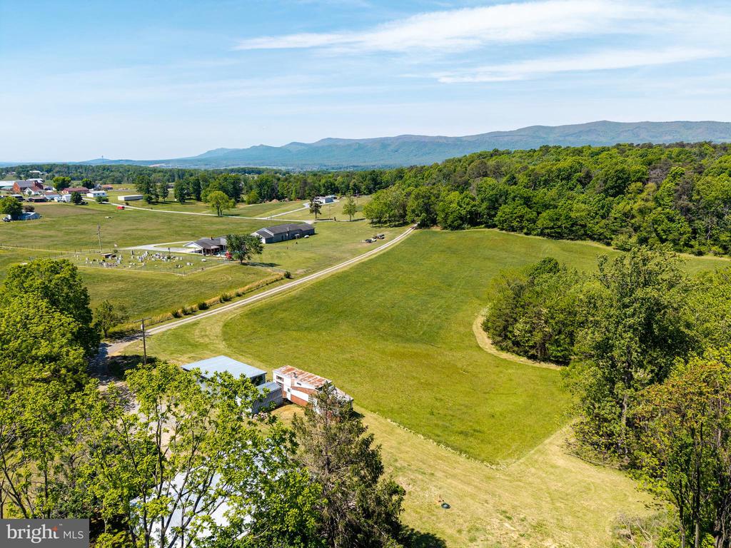 269 COMER AVE, SHENANDOAH, Virginia 22849, 2 Bedrooms Bedrooms, ,1 BathroomBathrooms,Residential,14,269 COMER AVE,VAPA2006404 MLS # VAPA2006404