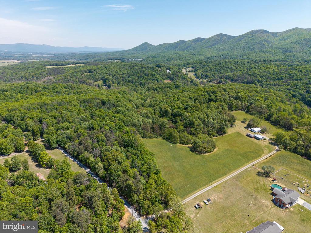 269 COMER AVE, SHENANDOAH, Virginia 22849, 2 Bedrooms Bedrooms, ,1 BathroomBathrooms,Residential,14,269 COMER AVE,VAPA2006404 MLS # VAPA2006404