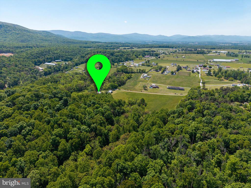 269 COMER AVE, SHENANDOAH, Virginia 22849, 2 Bedrooms Bedrooms, ,1 BathroomBathrooms,Residential,14,269 COMER AVE,VAPA2006404 MLS # VAPA2006404