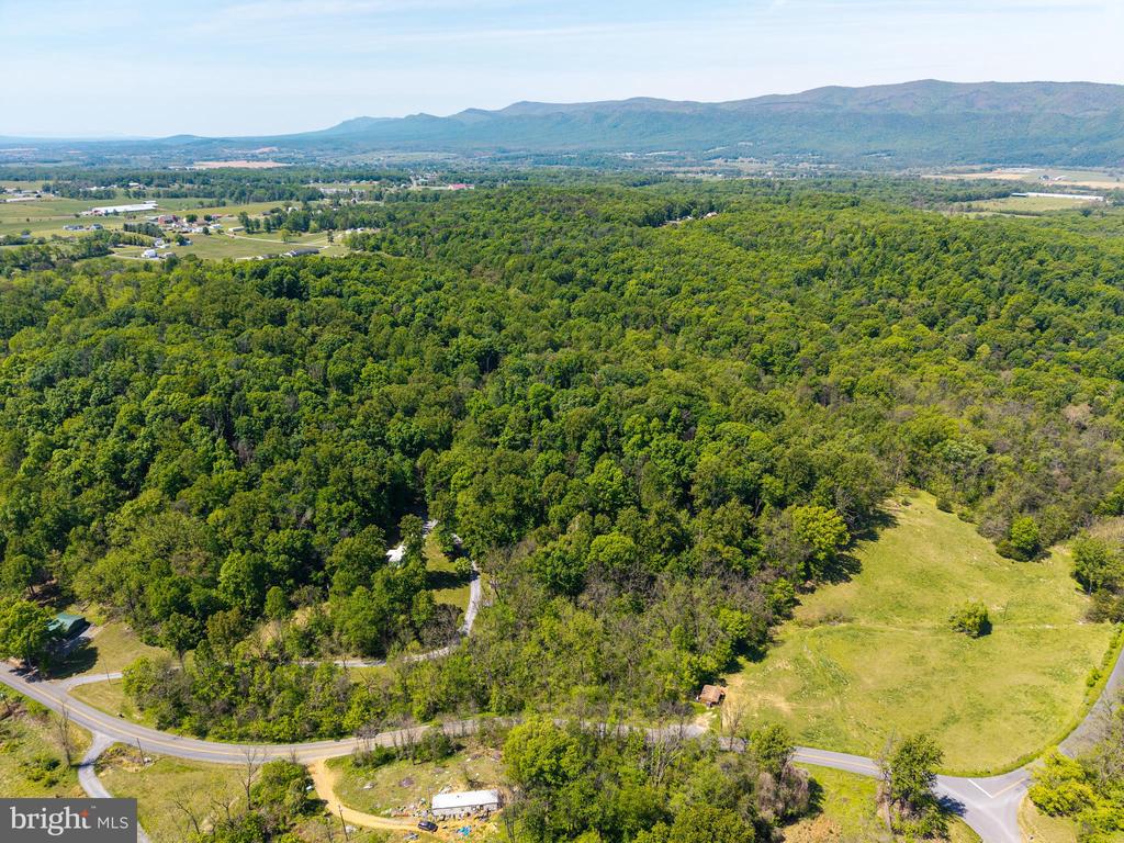 269 COMER AVE, SHENANDOAH, Virginia 22849, 2 Bedrooms Bedrooms, ,1 BathroomBathrooms,Residential,14,269 COMER AVE,VAPA2006404 MLS # VAPA2006404