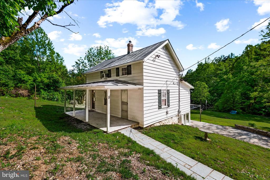 32 NEW MOON LN, SPERRYVILLE, Virginia 22740, 2 Bedrooms Bedrooms, ,2 BathroomsBathrooms,Residential,14,32 NEW MOON LN,VARP2002630 MLS # VARP2002630 32 NEW MOON LN, SPERRYVILLE, Virginia 22740, 2 Bedrooms Bedrooms, ,2 BathroomsBathrooms,Residential,14,32 NEW MOON LN,VARP2002630 MLS # VARP2002630