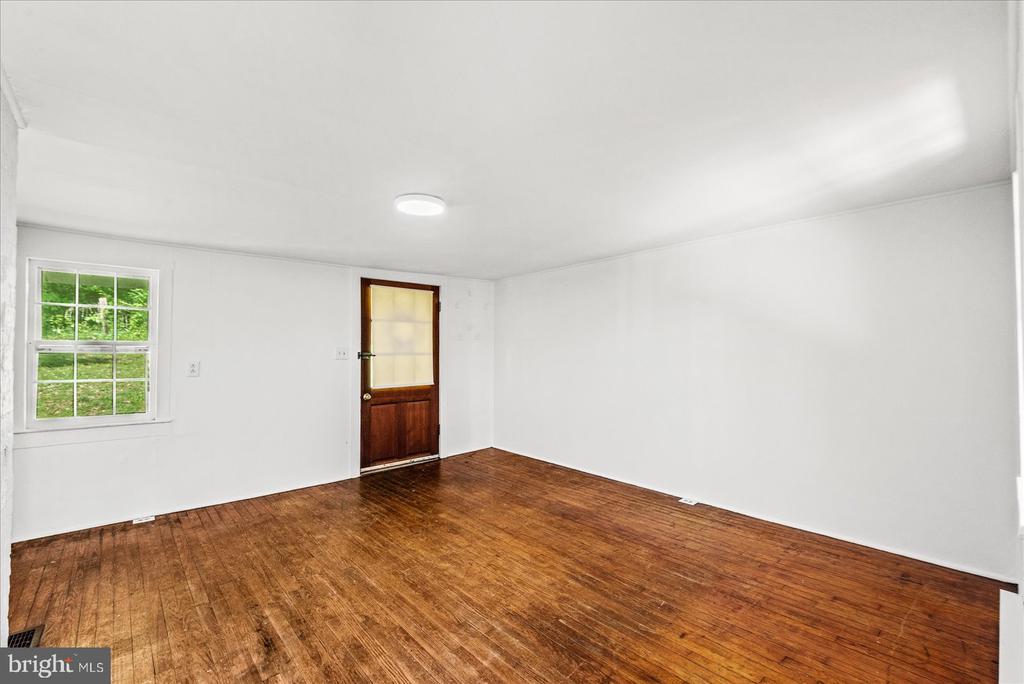 32 NEW MOON LN, SPERRYVILLE, Virginia 22740, 2 Bedrooms Bedrooms, ,2 BathroomsBathrooms,Residential,14,32 NEW MOON LN,VARP2002630 MLS # VARP2002630 32 NEW MOON LN, SPERRYVILLE, Virginia 22740, 2 Bedrooms Bedrooms, ,2 BathroomsBathrooms,Residential,14,32 NEW MOON LN,VARP2002630 MLS # VARP2002630