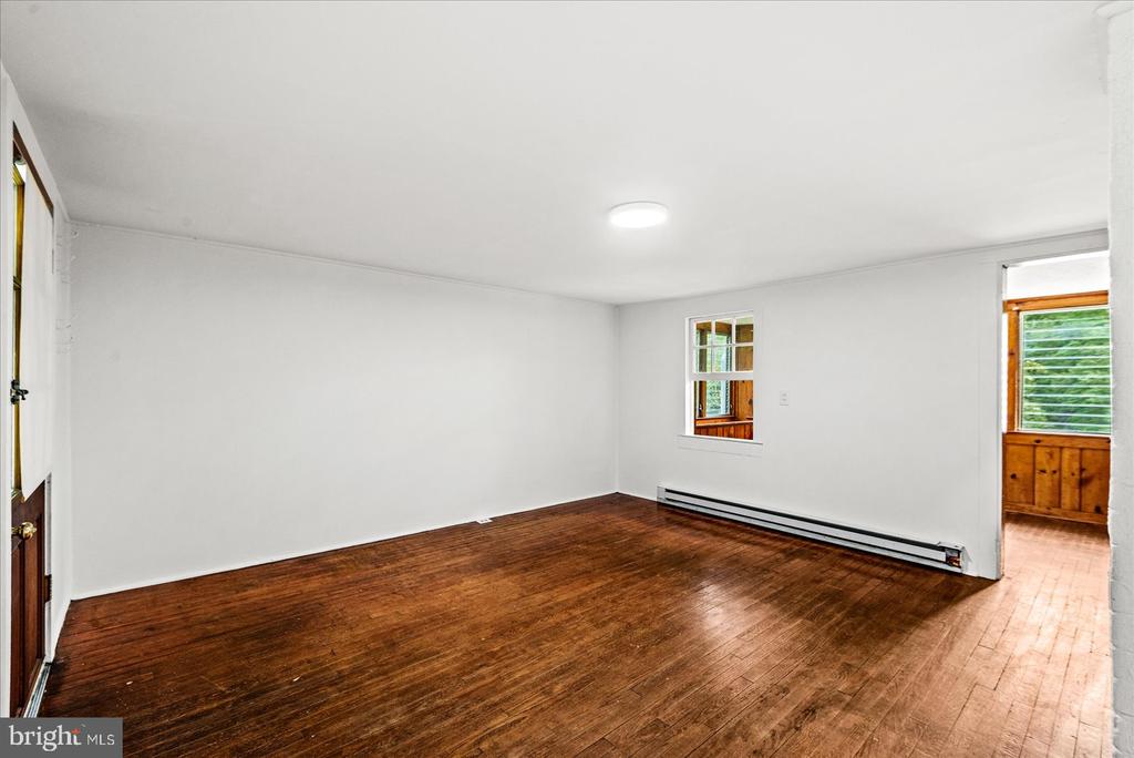 32 NEW MOON LN, SPERRYVILLE, Virginia 22740, 2 Bedrooms Bedrooms, ,2 BathroomsBathrooms,Residential,14,32 NEW MOON LN,VARP2002630 MLS # VARP2002630 32 NEW MOON LN, SPERRYVILLE, Virginia 22740, 2 Bedrooms Bedrooms, ,2 BathroomsBathrooms,Residential,14,32 NEW MOON LN,VARP2002630 MLS # VARP2002630