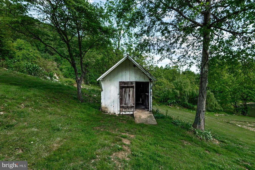 32 NEW MOON LN, SPERRYVILLE, Virginia 22740, 2 Bedrooms Bedrooms, ,2 BathroomsBathrooms,Residential,14,32 NEW MOON LN,VARP2002630 MLS # VARP2002630 32 NEW MOON LN, SPERRYVILLE, Virginia 22740, 2 Bedrooms Bedrooms, ,2 BathroomsBathrooms,Residential,14,32 NEW MOON LN,VARP2002630 MLS # VARP2002630