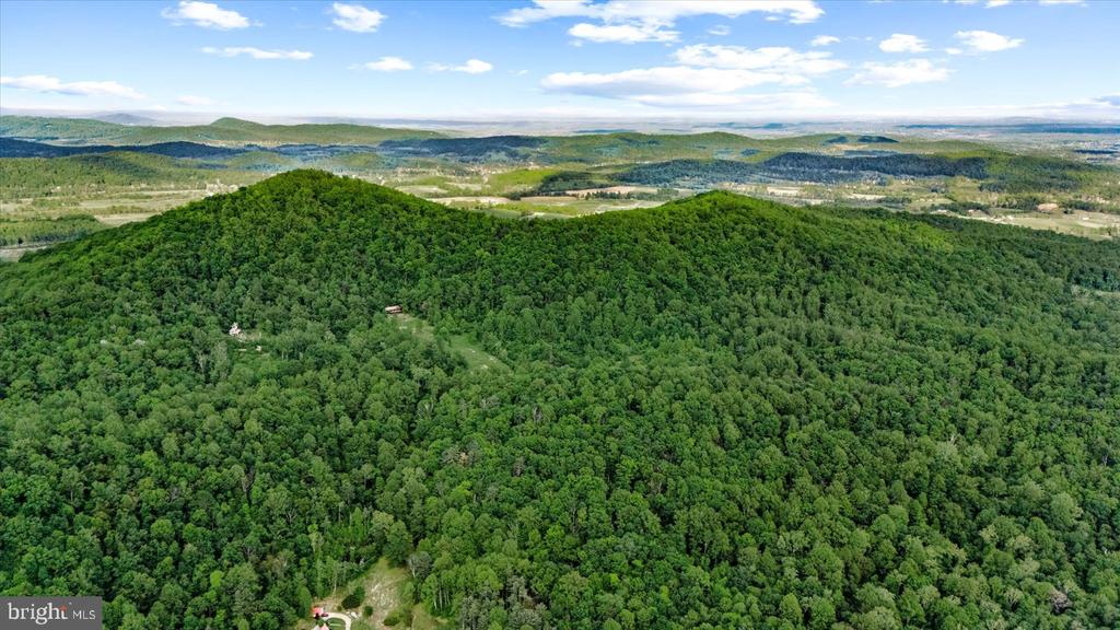 32 NEW MOON LN, SPERRYVILLE, Virginia 22740, 2 Bedrooms Bedrooms, ,2 BathroomsBathrooms,Residential,14,32 NEW MOON LN,VARP2002630 MLS # VARP2002630 32 NEW MOON LN, SPERRYVILLE, Virginia 22740, 2 Bedrooms Bedrooms, ,2 BathroomsBathrooms,Residential,14,32 NEW MOON LN,VARP2002630 MLS # VARP2002630