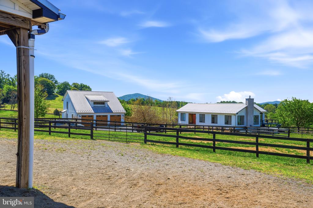 23 WHITE HORSE HILL LN, AMISSVILLE, Virginia 20106, 2 Bedrooms Bedrooms, ,2 BathroomsBathrooms,Residential,14,23 WHITE HORSE HILL LN,VARP2002650 MLS # VARP2002650 23 WHITE HORSE HILL LN, AMISSVILLE, Virginia 20106, 2 Bedrooms Bedrooms, ,2 BathroomsBathrooms,Residential,14,23 WHITE HORSE HILL LN,VARP2002650 MLS # VARP2002650