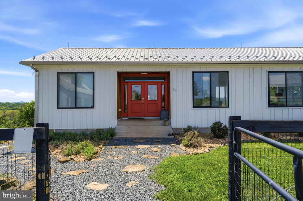 23 WHITE HORSE HILL LN, AMISSVILLE, Virginia 20106, 2 Bedrooms Bedrooms, ,2 BathroomsBathrooms,Residential,14,23 WHITE HORSE HILL LN,VARP2002650 MLS # VARP2002650 23 WHITE HORSE HILL LN, AMISSVILLE, Virginia 20106, 2 Bedrooms Bedrooms, ,2 BathroomsBathrooms,Residential,14,23 WHITE HORSE HILL LN,VARP2002650 MLS # VARP2002650