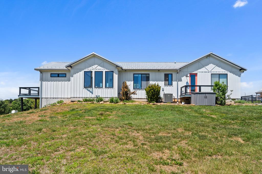 23 WHITE HORSE HILL LN, AMISSVILLE, Virginia 20106, 2 Bedrooms Bedrooms, ,2 BathroomsBathrooms,Residential,14,23 WHITE HORSE HILL LN,VARP2002650 MLS # VARP2002650 23 WHITE HORSE HILL LN, AMISSVILLE, Virginia 20106, 2 Bedrooms Bedrooms, ,2 BathroomsBathrooms,Residential,14,23 WHITE HORSE HILL LN,VARP2002650 MLS # VARP2002650