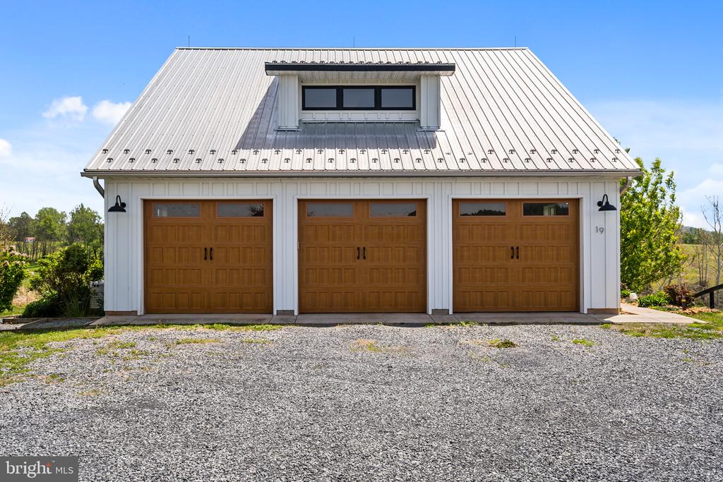 23 WHITE HORSE HILL LN, AMISSVILLE, Virginia 20106, 2 Bedrooms Bedrooms, ,2 BathroomsBathrooms,Residential,14,23 WHITE HORSE HILL LN,VARP2002650 MLS # VARP2002650 23 WHITE HORSE HILL LN, AMISSVILLE, Virginia 20106, 2 Bedrooms Bedrooms, ,2 BathroomsBathrooms,Residential,14,23 WHITE HORSE HILL LN,VARP2002650 MLS # VARP2002650