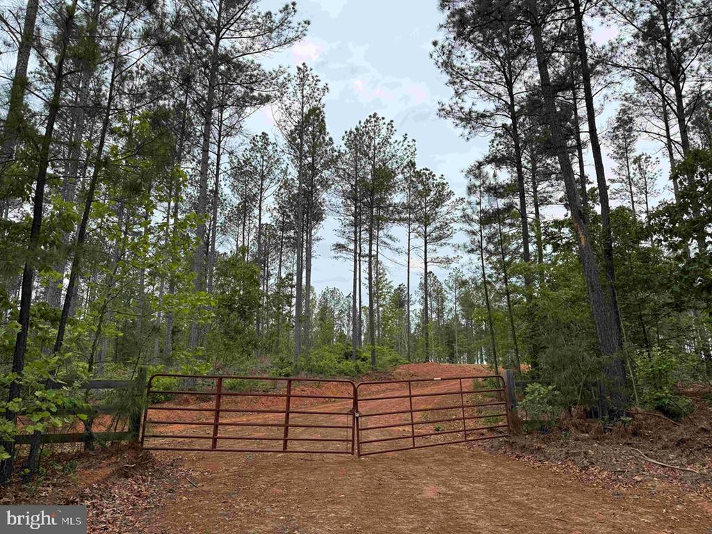 WEST RIVER ROAD (TRACT: JR SADIE FLANAGAN-2), FORK UNION, Virginia 23055, ,Farm,14,WEST RIVER ROAD (TRACT: JR SADIE FLANAGAN-2),VAFN2000688 MLS # VAFN2000688 WEST RIVER ROAD (TRACT: JR SADIE FLANAGAN-2), FORK UNION, Virginia 23055, ,Farm,14,WEST RIVER ROAD (TRACT: JR SADIE FLANAGAN-2),VAFN2000688 MLS # VAFN2000688