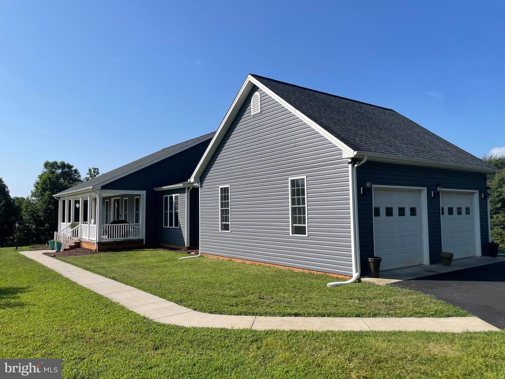 1225 MIDDLE RIVER RD, STANARDSVILLE, Virginia 22973, 6 Bedrooms Bedrooms, ,5 BathroomsBathrooms,Residential,14,1225 MIDDLE RIVER RD,VAGR2000858 MLS # VAGR2000858 1225 MIDDLE RIVER RD, STANARDSVILLE, Virginia 22973, 6 Bedrooms Bedrooms, ,5 BathroomsBathrooms,Residential,14,1225 MIDDLE RIVER RD,VAGR2000858 MLS # VAGR2000858