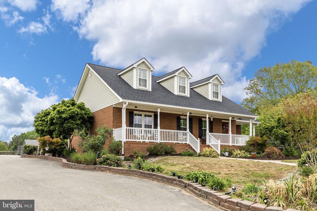 5 APPALOOSA DR, SPOTSYLVANIA, Virginia 22551, 5 Bedrooms Bedrooms, ,4 BathroomsBathrooms,Residential,14,5 APPALOOSA DR,VASP2040090 MLS # VASP2040090 5 APPALOOSA DR, SPOTSYLVANIA, Virginia 22551, 5 Bedrooms Bedrooms, ,4 BathroomsBathrooms,Residential,14,5 APPALOOSA DR,VASP2040090 MLS # VASP2040090