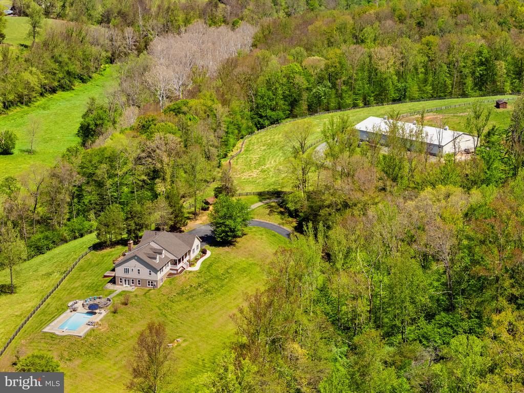 7312 OAK LN, MARSHALL, Virginia 20115, 4 Bedrooms Bedrooms, ,3 BathroomsBathrooms,Residential,14,7312 OAK LN,VAFQ2021666 MLS # VAFQ2021666