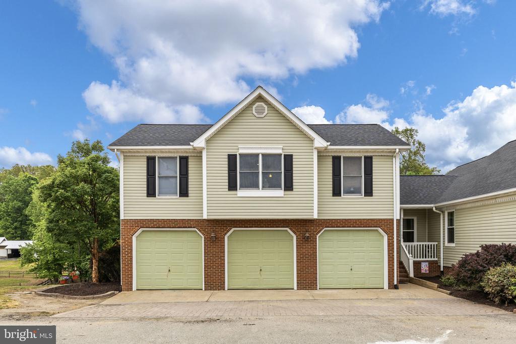 5 APPALOOSA DR, SPOTSYLVANIA, Virginia 22551, 4 Bedrooms Bedrooms, ,4 BathroomsBathrooms,Residential,14,5 APPALOOSA DR,VASP2040092 MLS # VASP2040092 5 APPALOOSA DR, SPOTSYLVANIA, Virginia 22551, 4 Bedrooms Bedrooms, ,4 BathroomsBathrooms,Residential,14,5 APPALOOSA DR,VASP2040092 MLS # VASP2040092
