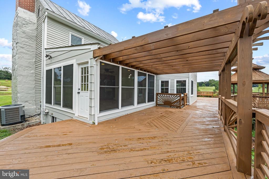 13506 TEAR JAMES TRL, AMISSVILLE, Virginia 20106, 3 Bedrooms Bedrooms, ,2 BathroomsBathrooms,Residential,14,13506 TEAR JAMES TRL,VACU2011382 MLS # VACU2011382 13506 TEAR JAMES TRL, AMISSVILLE, Virginia 20106, 3 Bedrooms Bedrooms, ,2 BathroomsBathrooms,Residential,14,13506 TEAR JAMES TRL,VACU2011382 MLS # VACU2011382