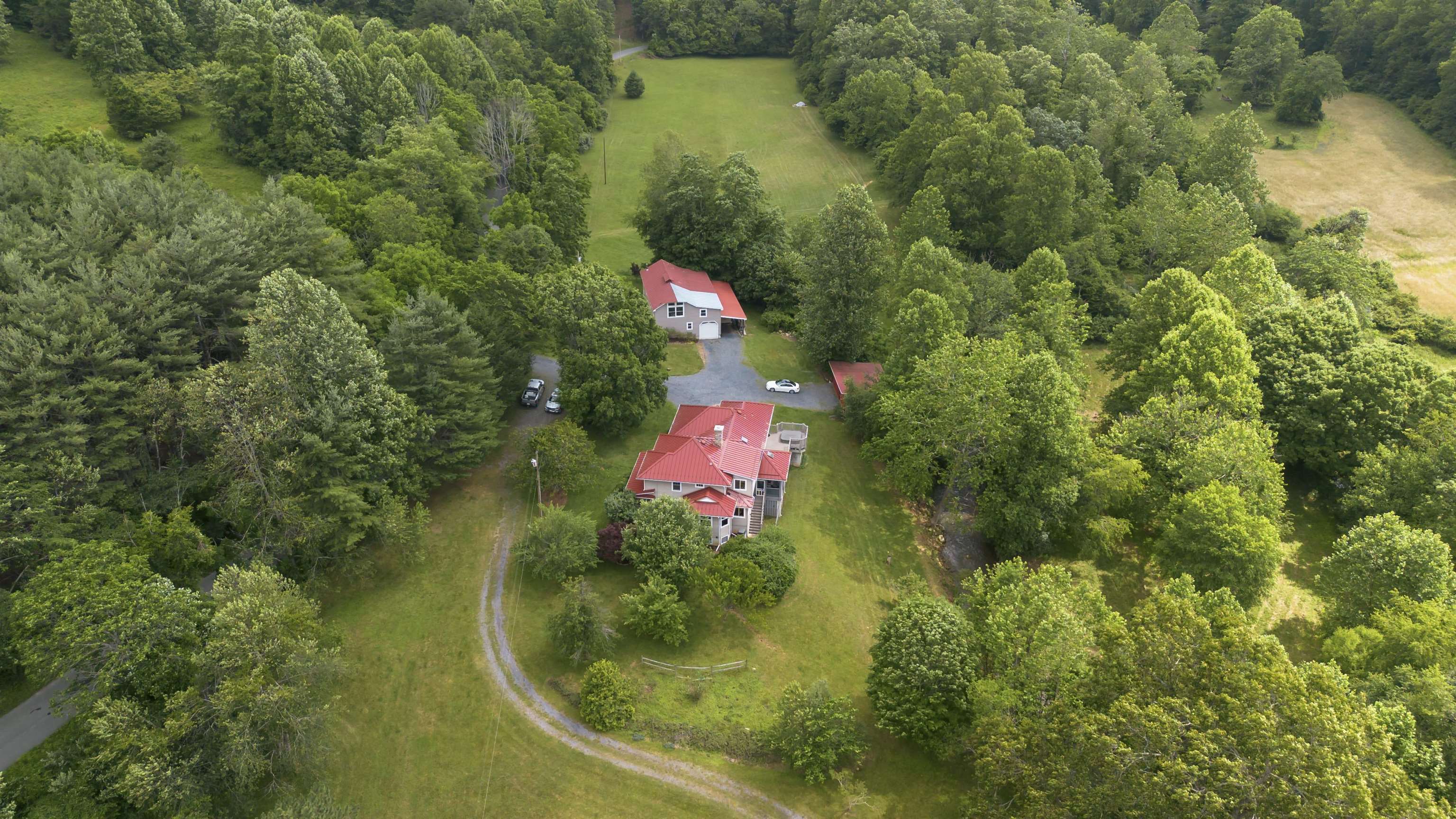 7304 DRY RUN RD, BURNSVILLE, Virginia 24487, 3 Bedrooms Bedrooms, ,2 BathroomsBathrooms,Residential,14,7304 DRY RUN RD,666061 MLS # 666061 7304 DRY RUN RD, BURNSVILLE, Virginia 24487, 3 Bedrooms Bedrooms, ,2 BathroomsBathrooms,Residential,14,7304 DRY RUN RD,666061 MLS # 666061