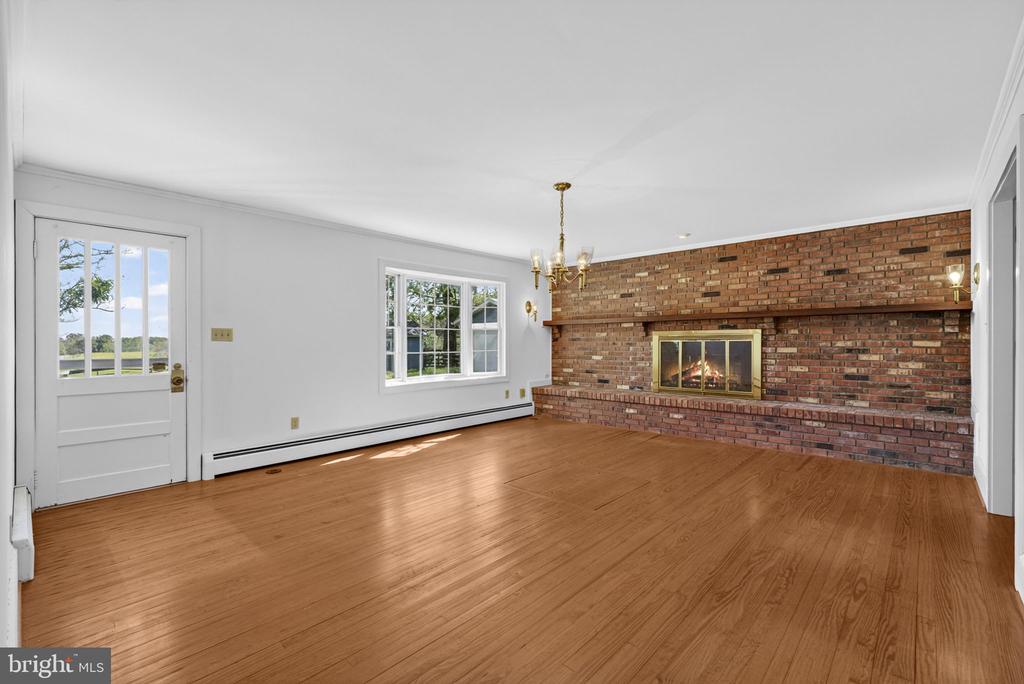 40 BATTLE MOUNTAIN RD, AMISSVILLE, Virginia 20106, 4 Bedrooms Bedrooms, ,2 BathroomsBathrooms,Residential,14,40 BATTLE MOUNTAIN RD,VARP2002544 MLS # VARP2002544