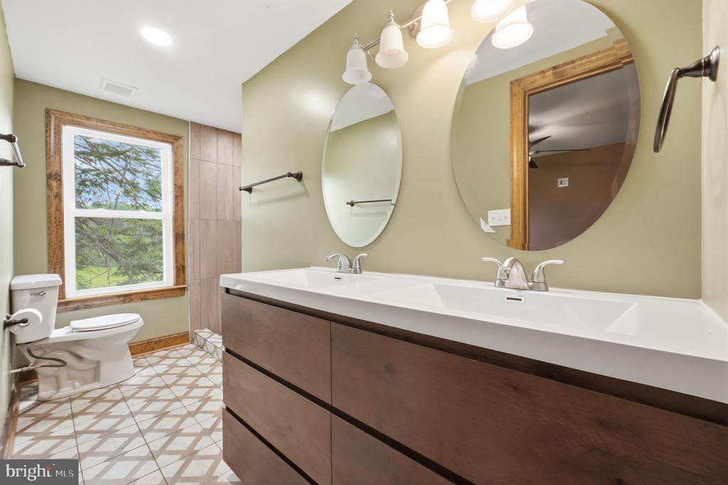 15371 SHEADS MOUNTAIN RD, RIXEYVILLE, Virginia 22737, 3 Bedrooms Bedrooms, ,3 BathroomsBathrooms,Residential,14,15371 SHEADS MOUNTAIN RD,VACU2013690 MLS # VACU2013690 15371 SHEADS MOUNTAIN RD, RIXEYVILLE, Virginia 22737, 3 Bedrooms Bedrooms, ,3 BathroomsBathrooms,Residential,14,15371 SHEADS MOUNTAIN RD,VACU2013690 MLS # VACU2013690