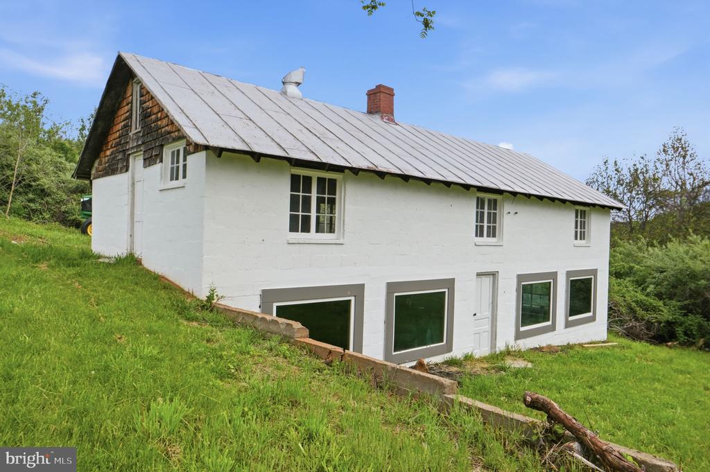 15371 SHEADS MOUNTAIN RD, RIXEYVILLE, Virginia 22737, 3 Bedrooms Bedrooms, ,3 BathroomsBathrooms,Residential,14,15371 SHEADS MOUNTAIN RD,VACU2013690 MLS # VACU2013690 15371 SHEADS MOUNTAIN RD, RIXEYVILLE, Virginia 22737, 3 Bedrooms Bedrooms, ,3 BathroomsBathrooms,Residential,14,15371 SHEADS MOUNTAIN RD,VACU2013690 MLS # VACU2013690