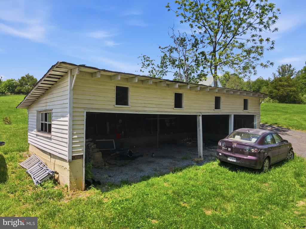 15371 SHEADS MOUNTAIN RD, RIXEYVILLE, Virginia 22737, 3 Bedrooms Bedrooms, ,3 BathroomsBathrooms,Residential,14,15371 SHEADS MOUNTAIN RD,VACU2013690 MLS # VACU2013690 15371 SHEADS MOUNTAIN RD, RIXEYVILLE, Virginia 22737, 3 Bedrooms Bedrooms, ,3 BathroomsBathrooms,Residential,14,15371 SHEADS MOUNTAIN RD,VACU2013690 MLS # VACU2013690