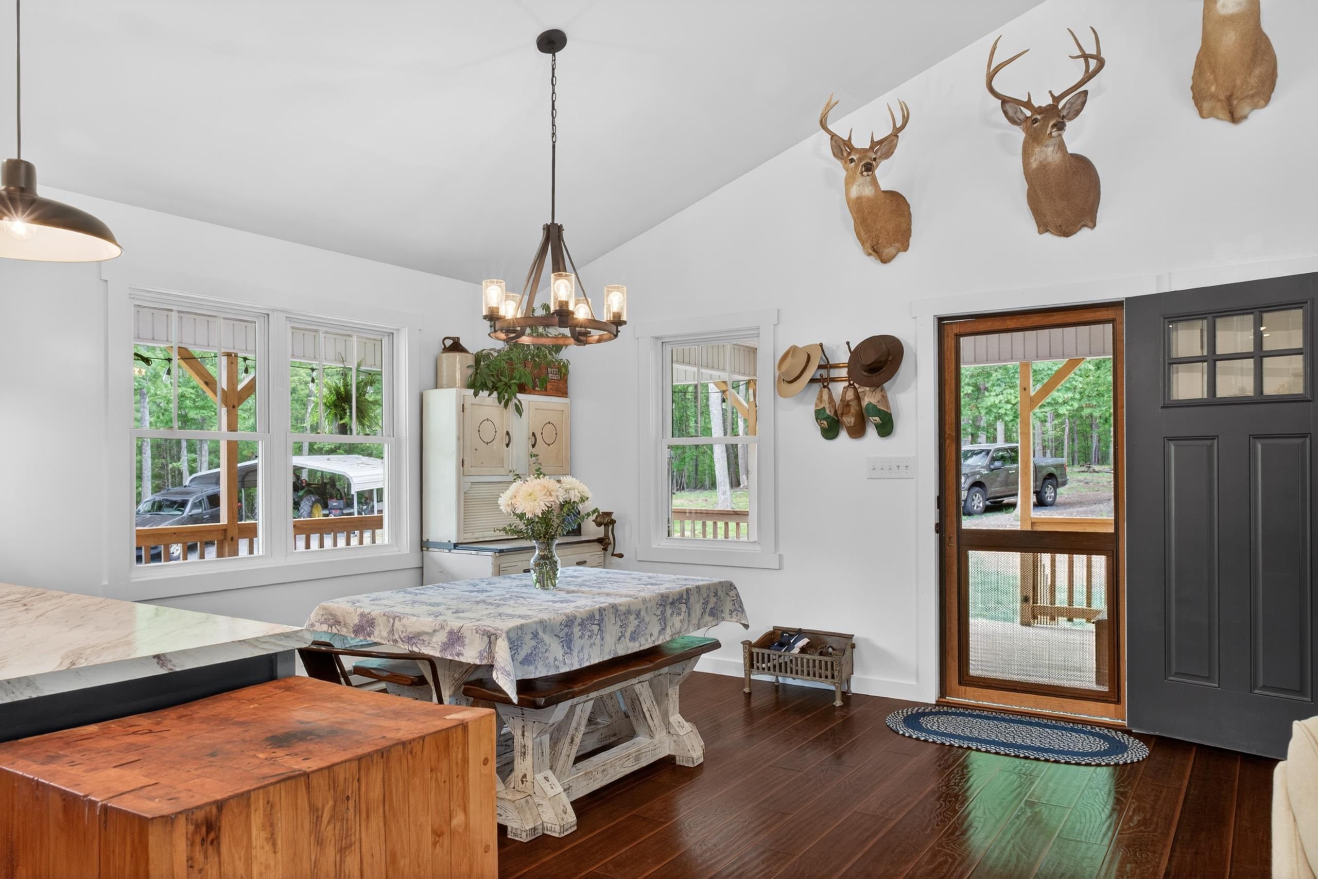 594 ESTALINE VALLEY RD, CRAIGSVILLE, Virginia 24430, 3 Bedrooms Bedrooms, ,2 BathroomsBathrooms,Residential,14,594 ESTALINE VALLEY RD,677707 MLS # 677707