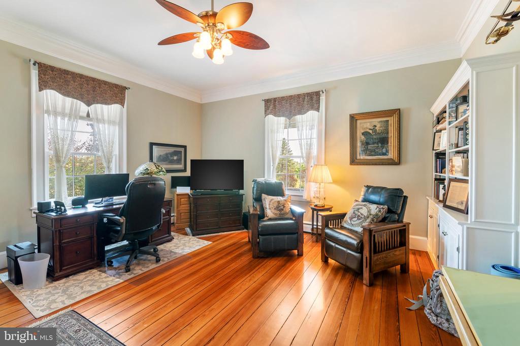 67 THOMAS JEFFERSON PKWY, PALMYRA, Virginia 22963, 5 Bedrooms Bedrooms, ,2 BathroomsBathrooms,Residential,14,67 THOMAS JEFFERSON PKWY,VAFN2000690 MLS # VAFN2000690