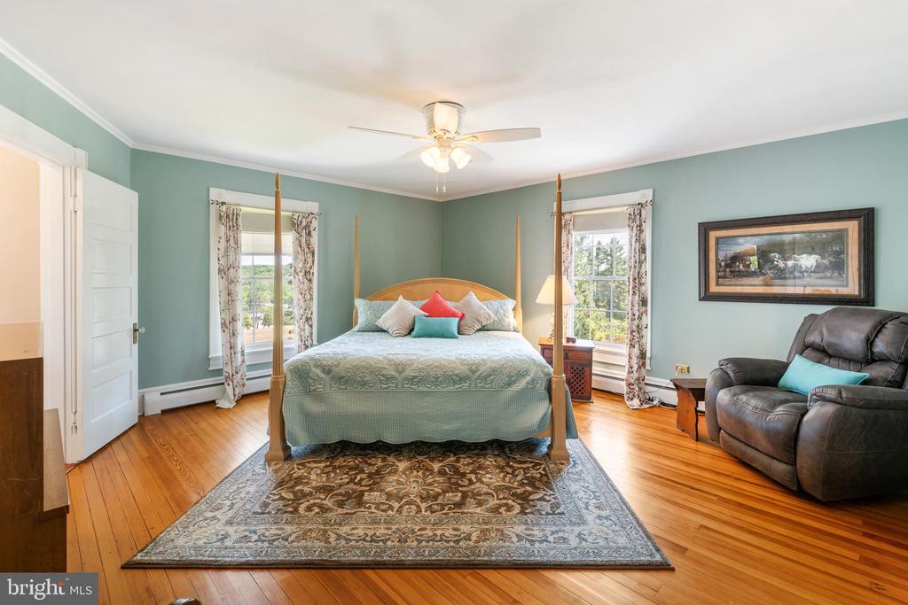67 THOMAS JEFFERSON PKWY, PALMYRA, Virginia 22963, 5 Bedrooms Bedrooms, ,2 BathroomsBathrooms,Residential,14,67 THOMAS JEFFERSON PKWY,VAFN2000690 MLS # VAFN2000690