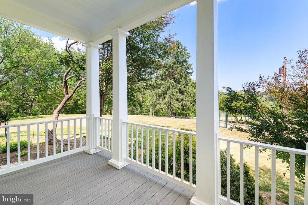 67 THOMAS JEFFERSON PKWY, PALMYRA, Virginia 22963, 5 Bedrooms Bedrooms, ,2 BathroomsBathrooms,Residential,14,67 THOMAS JEFFERSON PKWY,VAFN2000690 MLS # VAFN2000690
