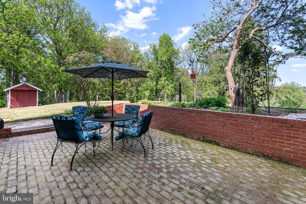 67 THOMAS JEFFERSON PKWY, PALMYRA, Virginia 22963, 5 Bedrooms Bedrooms, ,2 BathroomsBathrooms,Residential,14,67 THOMAS JEFFERSON PKWY,VAFN2000690 MLS # VAFN2000690