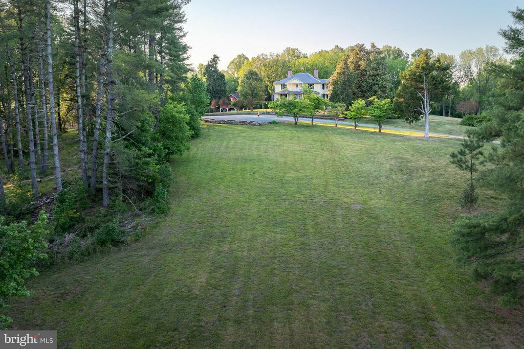 67 THOMAS JEFFERSON PKWY, PALMYRA, Virginia 22963, 5 Bedrooms Bedrooms, ,2 BathroomsBathrooms,Residential,14,67 THOMAS JEFFERSON PKWY,VAFN2000690 MLS # VAFN2000690