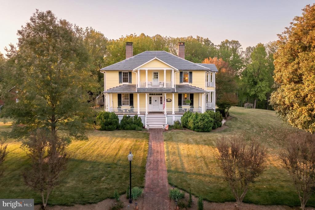 67 THOMAS JEFFERSON PKWY, PALMYRA, Virginia 22963, 5 Bedrooms Bedrooms, ,2 BathroomsBathrooms,Residential,14,67 THOMAS JEFFERSON PKWY,VAFN2000690 MLS # VAFN2000690
