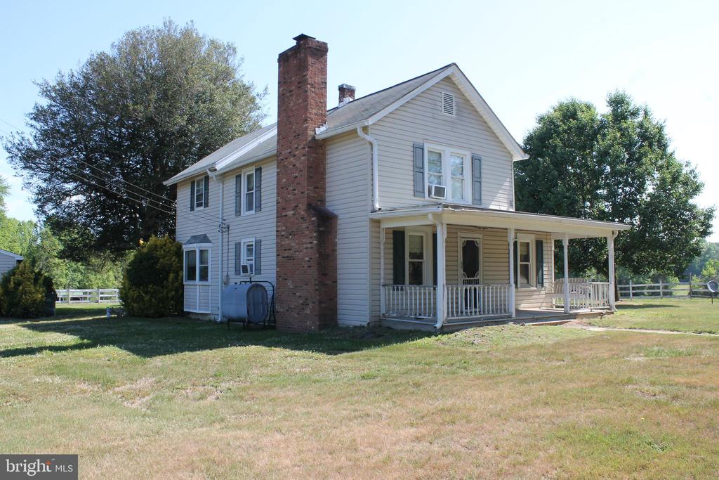 6019 HICKORY RIDGE RD, SPOTSYLVANIA, Virginia 22551, 4 Bedrooms Bedrooms, ,1 BathroomBathrooms,Residential,14,6019 HICKORY RIDGE RD,VASP2042090 MLS # VASP2042090 6019 HICKORY RIDGE RD, SPOTSYLVANIA, Virginia 22551, 4 Bedrooms Bedrooms, ,1 BathroomBathrooms,Residential,14,6019 HICKORY RIDGE RD,VASP2042090 MLS # VASP2042090