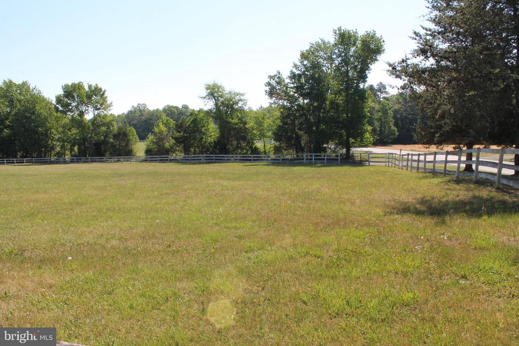 6019 HICKORY RIDGE RD, SPOTSYLVANIA, Virginia 22551, 4 Bedrooms Bedrooms, ,1 BathroomBathrooms,Residential,14,6019 HICKORY RIDGE RD,VASP2042090 MLS # VASP2042090 6019 HICKORY RIDGE RD, SPOTSYLVANIA, Virginia 22551, 4 Bedrooms Bedrooms, ,1 BathroomBathrooms,Residential,14,6019 HICKORY RIDGE RD,VASP2042090 MLS # VASP2042090