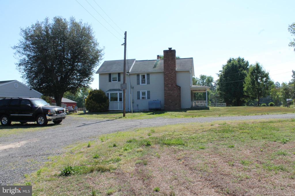6019 HICKORY RIDGE RD, SPOTSYLVANIA, Virginia 22551, 4 Bedrooms Bedrooms, ,1 BathroomBathrooms,Residential,14,6019 HICKORY RIDGE RD,VASP2042090 MLS # VASP2042090 6019 HICKORY RIDGE RD, SPOTSYLVANIA, Virginia 22551, 4 Bedrooms Bedrooms, ,1 BathroomBathrooms,Residential,14,6019 HICKORY RIDGE RD,VASP2042090 MLS # VASP2042090