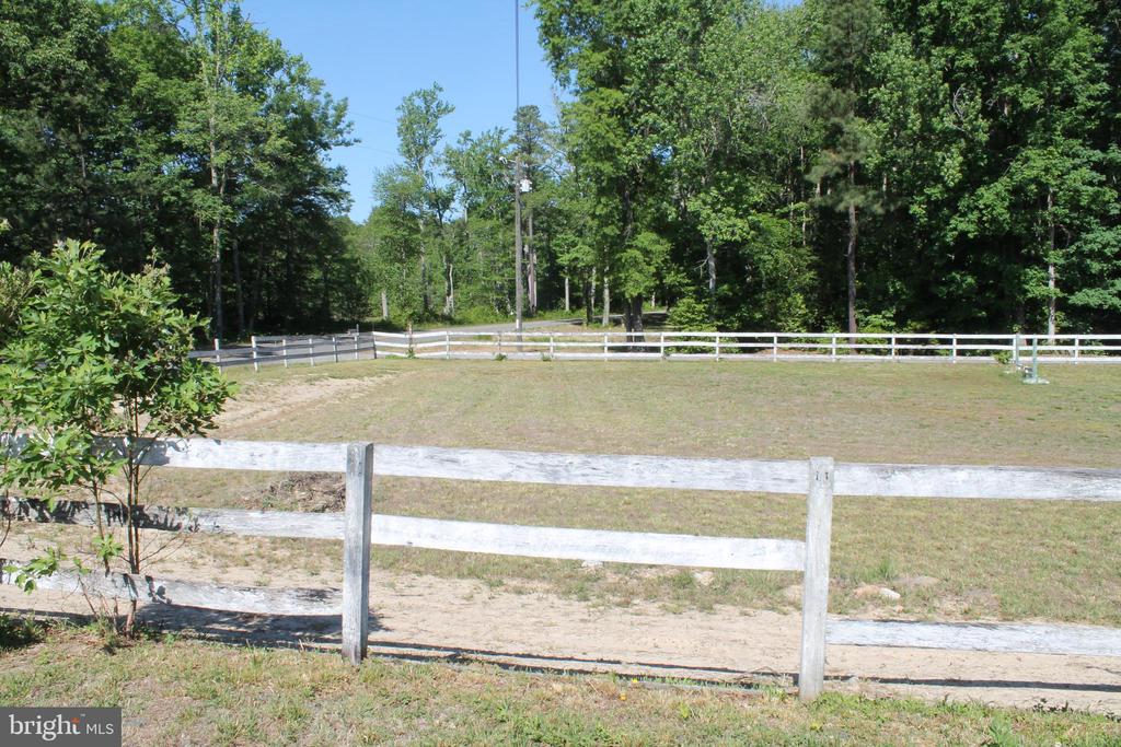 6019 HICKORY RIDGE RD, SPOTSYLVANIA, Virginia 22551, 4 Bedrooms Bedrooms, ,1 BathroomBathrooms,Residential,14,6019 HICKORY RIDGE RD,VASP2042090 MLS # VASP2042090 6019 HICKORY RIDGE RD, SPOTSYLVANIA, Virginia 22551, 4 Bedrooms Bedrooms, ,1 BathroomBathrooms,Residential,14,6019 HICKORY RIDGE RD,VASP2042090 MLS # VASP2042090