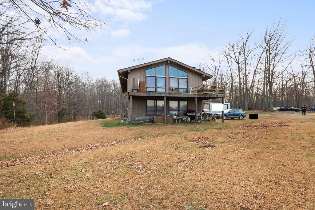 7389 LEEDS MANOR RD, MARSHALL, Virginia 20115, 3 Bedrooms Bedrooms, ,2 BathroomsBathrooms,Residential,14,7389 LEEDS MANOR RD,VAFQ2022324 MLS # VAFQ2022324 7389 LEEDS MANOR RD, MARSHALL, Virginia 20115, 3 Bedrooms Bedrooms, ,2 BathroomsBathrooms,Residential,14,7389 LEEDS MANOR RD,VAFQ2022324 MLS # VAFQ2022324