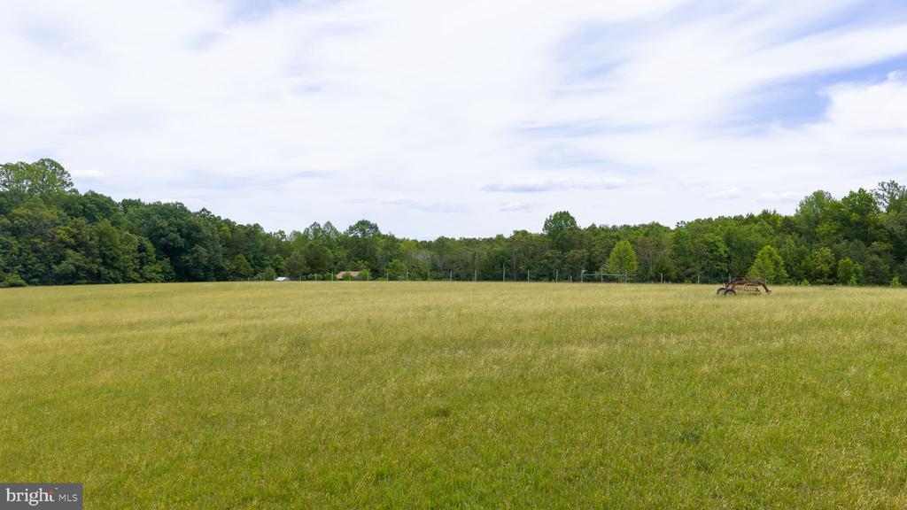 12501 W CATHARPIN RD, SPOTSYLVANIA, Virginia 22551, 4 Bedrooms Bedrooms, ,3 BathroomsBathrooms,Residential,14,12501 W CATHARPIN RD,VASP2042524 MLS # VASP2042524 12501 W CATHARPIN RD, SPOTSYLVANIA, Virginia 22551, 4 Bedrooms Bedrooms, ,3 BathroomsBathrooms,Residential,14,12501 W CATHARPIN RD,VASP2042524 MLS # VASP2042524