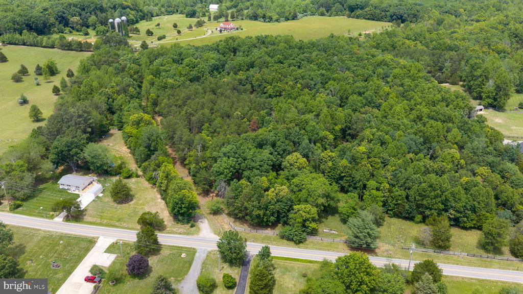 12501 W CATHARPIN RD, SPOTSYLVANIA, Virginia 22551, 4 Bedrooms Bedrooms, ,3 BathroomsBathrooms,Residential,14,12501 W CATHARPIN RD,VASP2042524 MLS # VASP2042524 12501 W CATHARPIN RD, SPOTSYLVANIA, Virginia 22551, 4 Bedrooms Bedrooms, ,3 BathroomsBathrooms,Residential,14,12501 W CATHARPIN RD,VASP2042524 MLS # VASP2042524