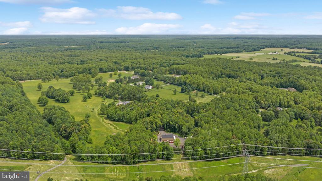 12048 BRISTERSBURG RD, MIDLAND, Virginia 22728, 4 Bedrooms Bedrooms, ,4 BathroomsBathrooms,Residential,14,12048 BRISTERSBURG RD,VAFQ2021736 MLS # VAFQ2021736