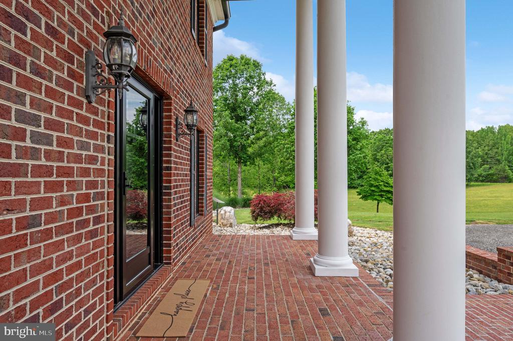 12048 BRISTERSBURG RD, MIDLAND, Virginia 22728, 4 Bedrooms Bedrooms, ,4 BathroomsBathrooms,Residential,14,12048 BRISTERSBURG RD,VAFQ2021736 MLS # VAFQ2021736