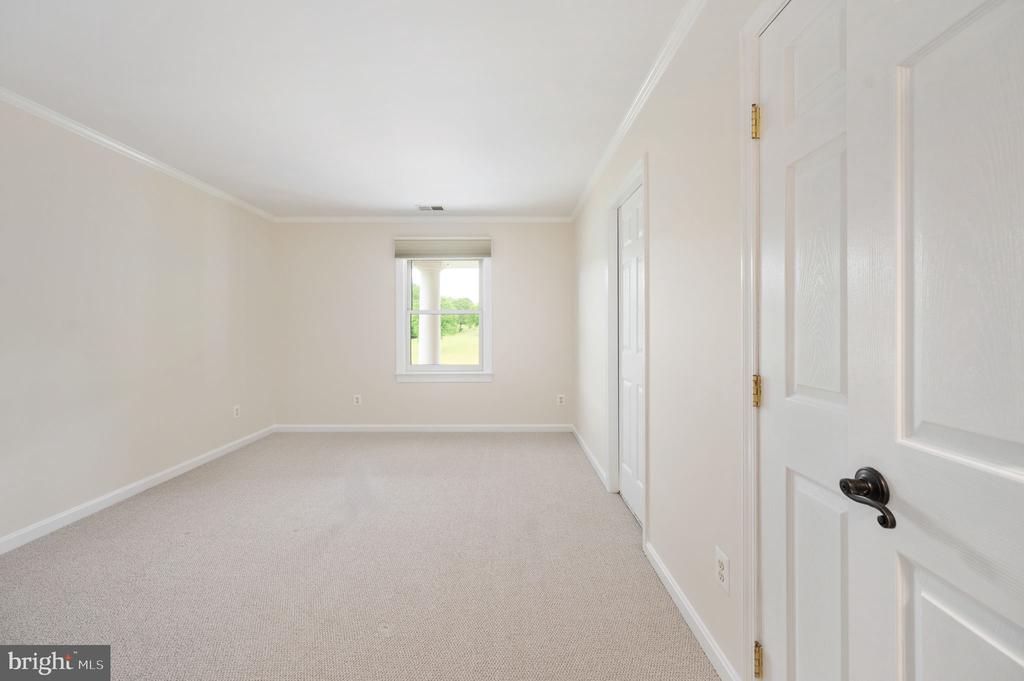 12048 BRISTERSBURG RD, MIDLAND, Virginia 22728, 4 Bedrooms Bedrooms, ,4 BathroomsBathrooms,Residential,14,12048 BRISTERSBURG RD,VAFQ2021736 MLS # VAFQ2021736