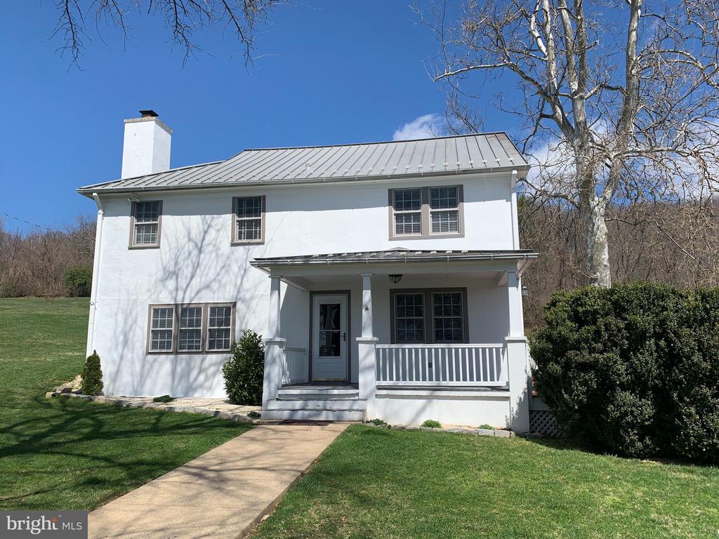 10436 JOHN S MOSBY HWY, PARIS, Virginia 20130, 3 Bedrooms Bedrooms, ,2 BathroomsBathrooms,Residential,14,10436 JOHN S MOSBY HWY,VAFQ2022300 MLS # VAFQ2022300 10436 JOHN S MOSBY HWY, PARIS, Virginia 20130, 3 Bedrooms Bedrooms, ,2 BathroomsBathrooms,Residential,14,10436 JOHN S MOSBY HWY,VAFQ2022300 MLS # VAFQ2022300